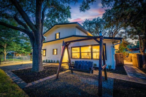 Updated 4/3 - Walk to Landa Park & Schlitterbahn!